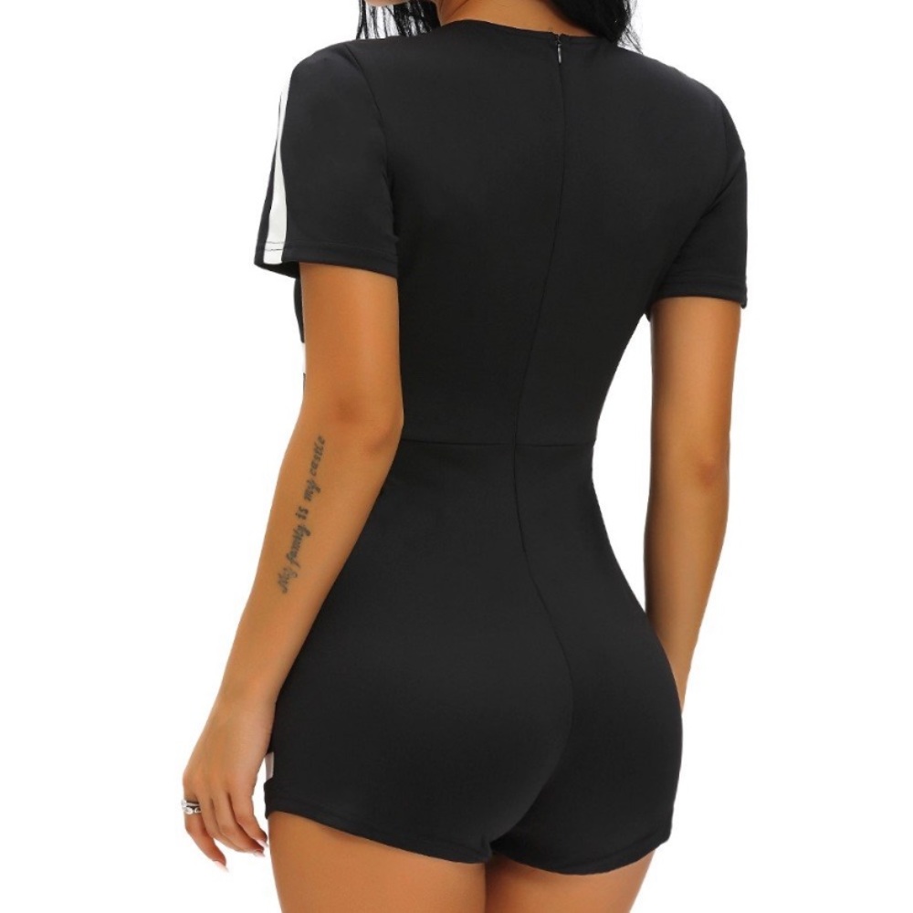 Classic Colorblock Solid Black Back Romper - image 4